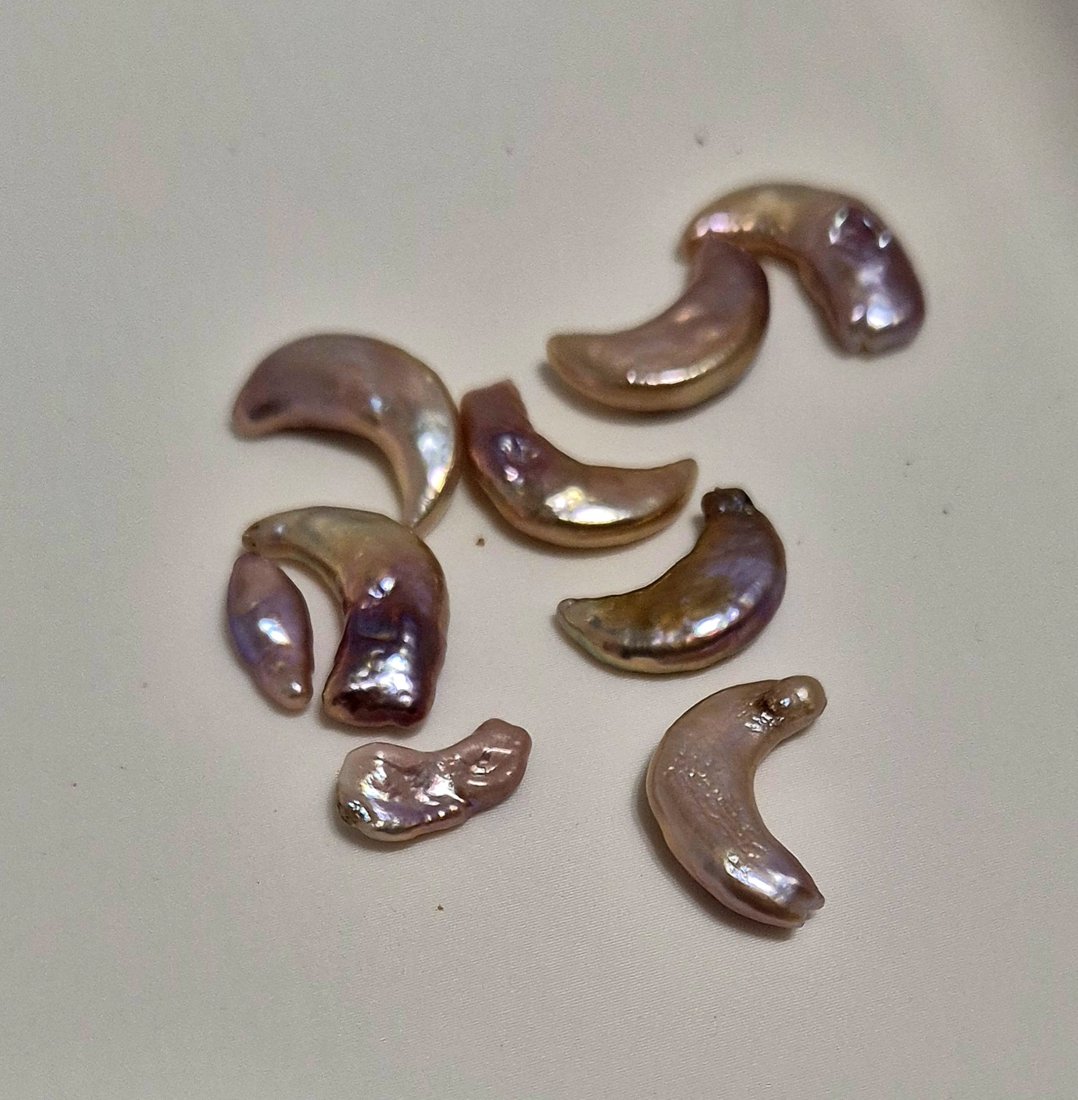 Natural Moon Pearls