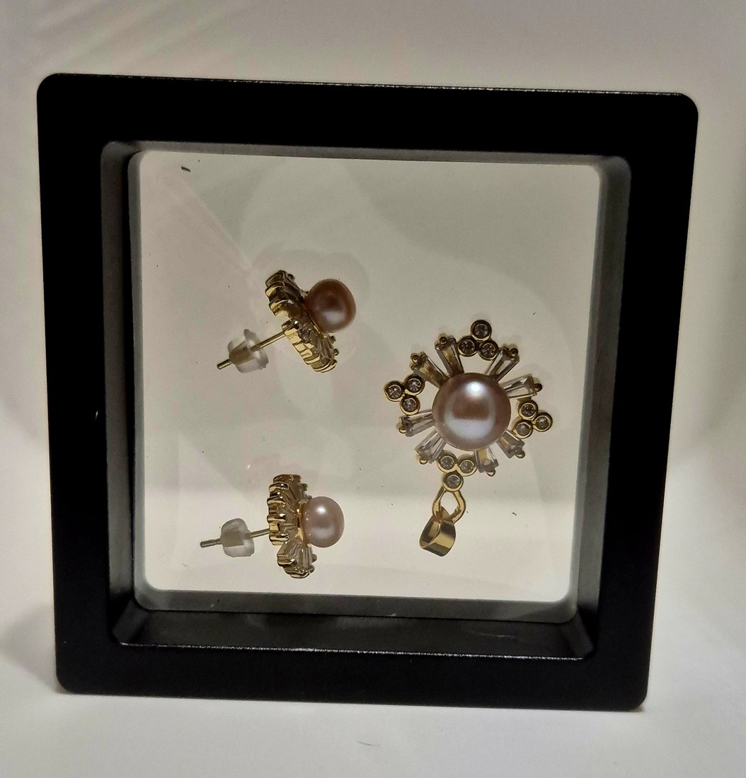 Pearl Gold Earrings And Broach Set
